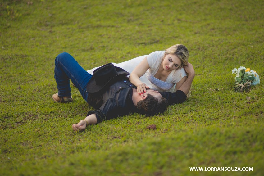 19Lucineia Cristina e Vilson Ricardi - Ensaio pré-wedding por Lorran Souza em Guaíra Paraná