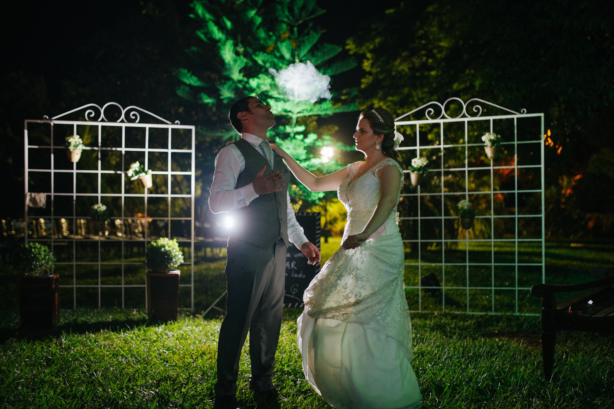 Fabio e Gisele - Casamento em Mundo Novo - MS por Lorran Souza e Léia Sotile - fotografo de casamentos - 00039