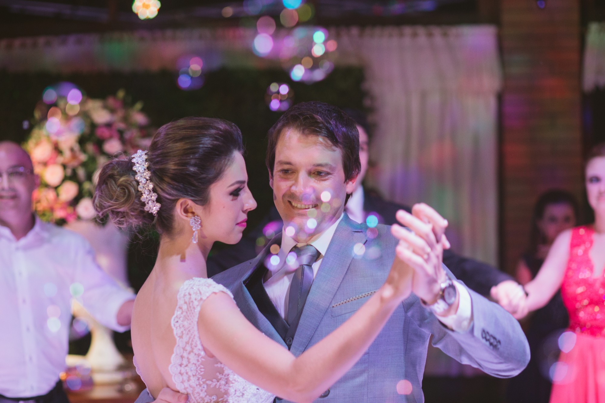 Maiara Kuki e Ricardo - Casamento em Palotina - PR por Lorran Souza e Léia Sotile - fotografo de casamentos00026