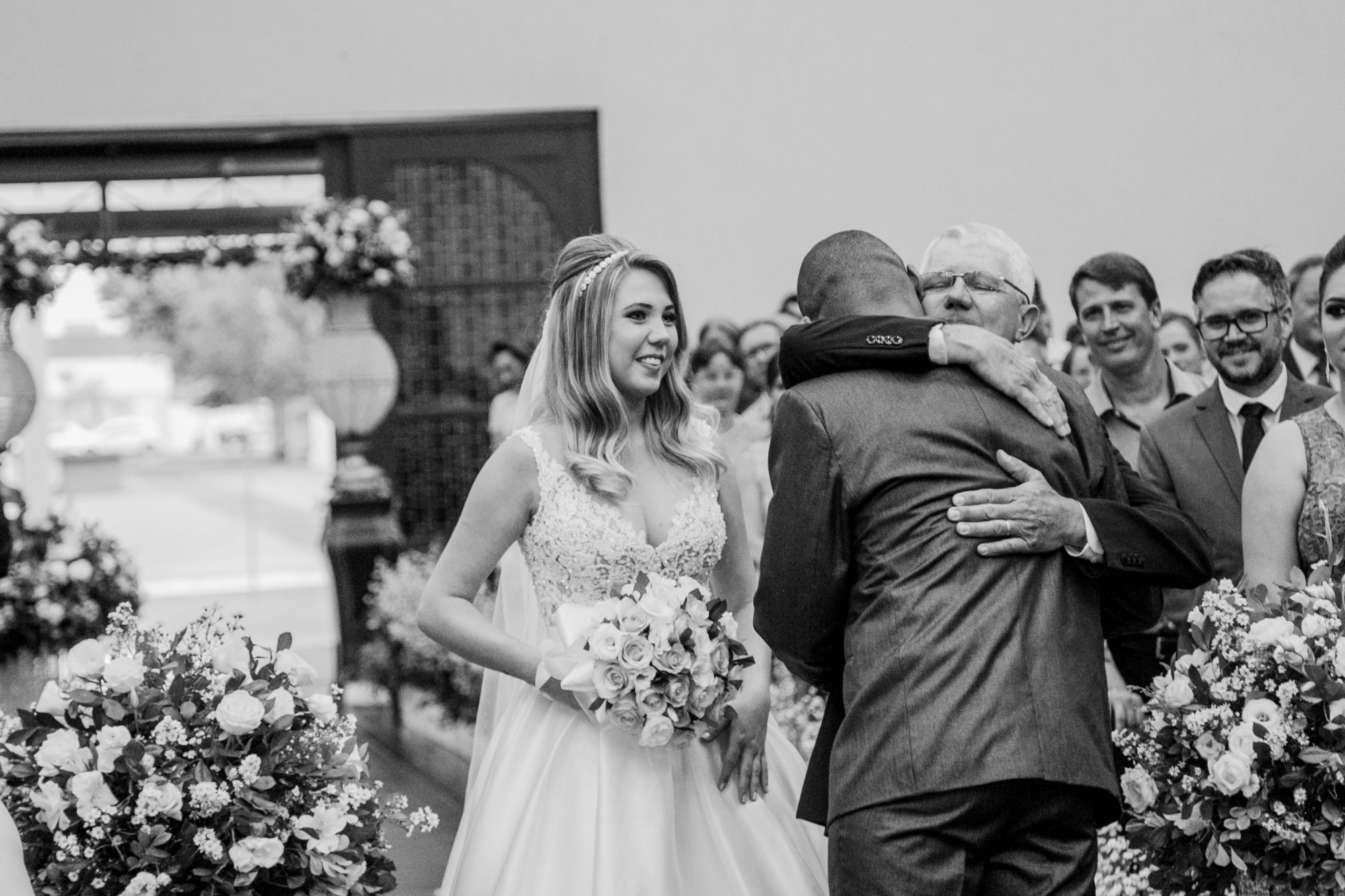 Casamento da Mirian do Jariel fotografado por Lorran Souza e Léia Sotile - Em Palotina PR - Banda Biografia JM-1511