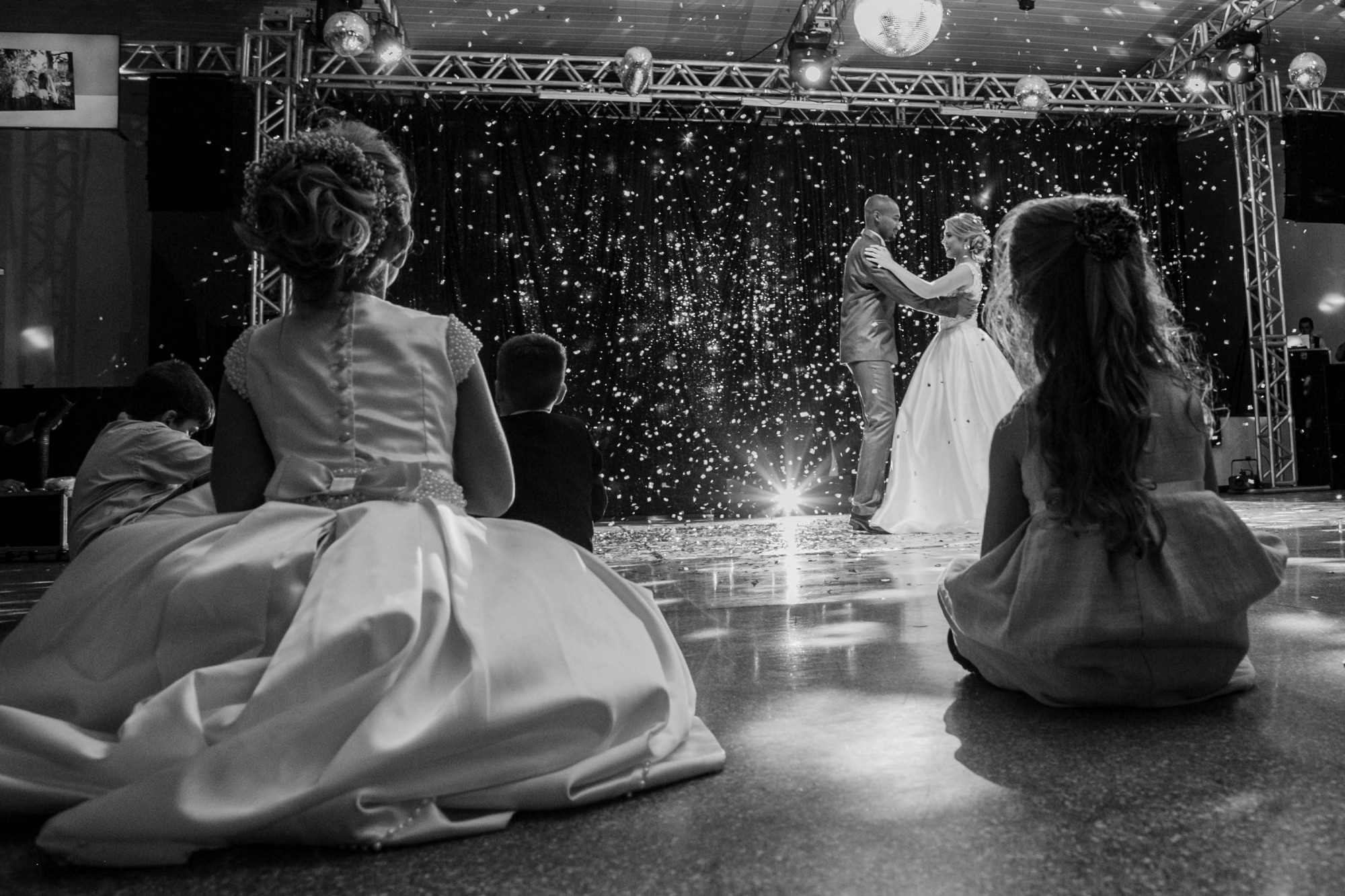 Casamento da Mirian do Jariel fotografado por Lorran Souza e Léia Sotile - Em Palotina PR - Banda Biografia JM-3249