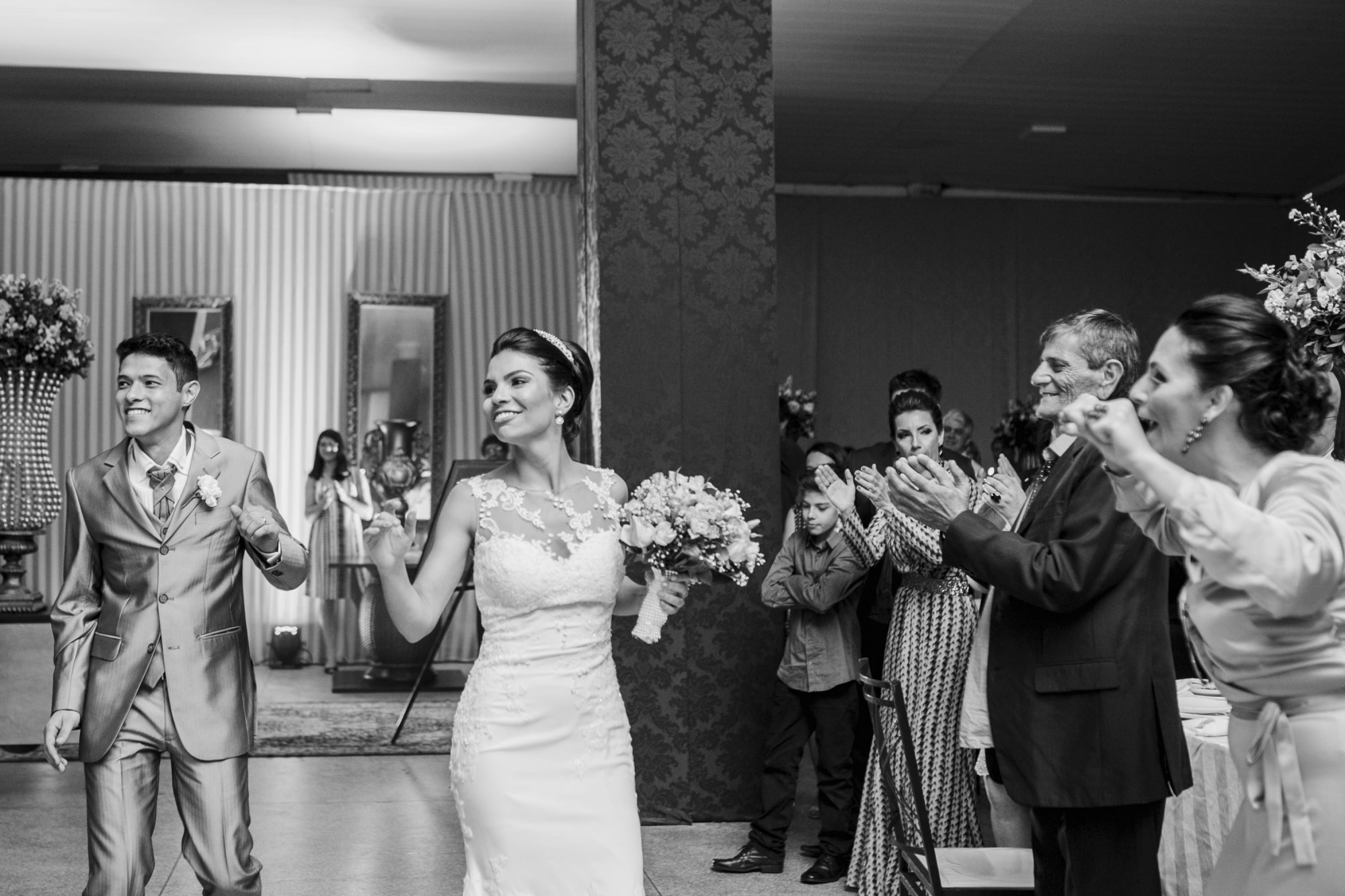 Casamento Camila Rampim e Rafael em Terra Roxa - Paraná - por Lorran Souza e Léia Sotile - fotografos de casamentos - 50