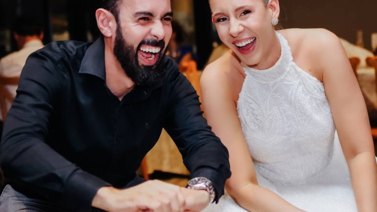 Alegria e Diversão em Casamento: Sorrisos e Emoções