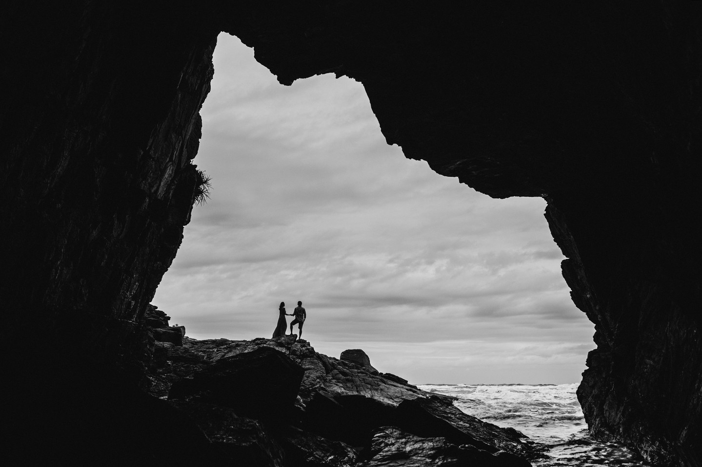 Ensaio de Casal na Gruta da Ilha do Mel