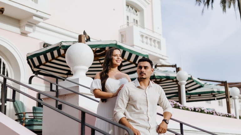 Ensaio de Casal em Ambiente Romântico
