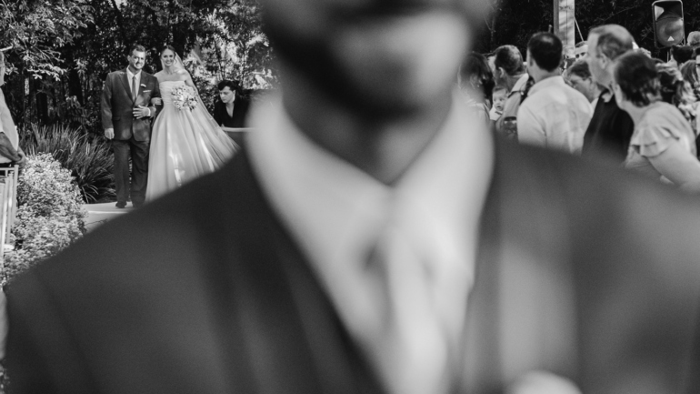 Reação Emocionante Durante a Cerimônia de Casamento
