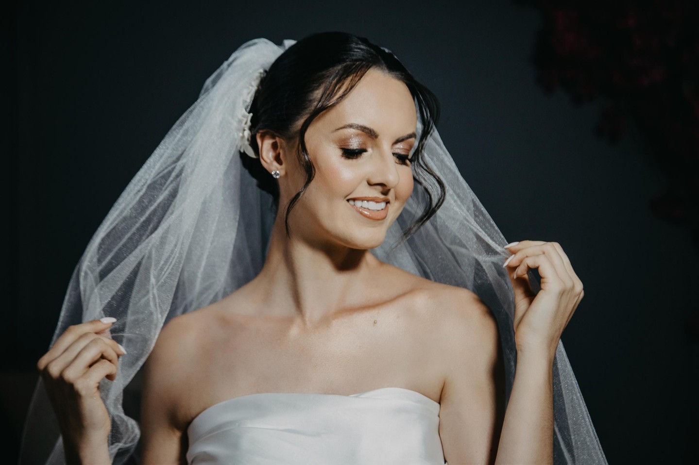 Sorriso Radiante da Noiva em Dia de Casamento